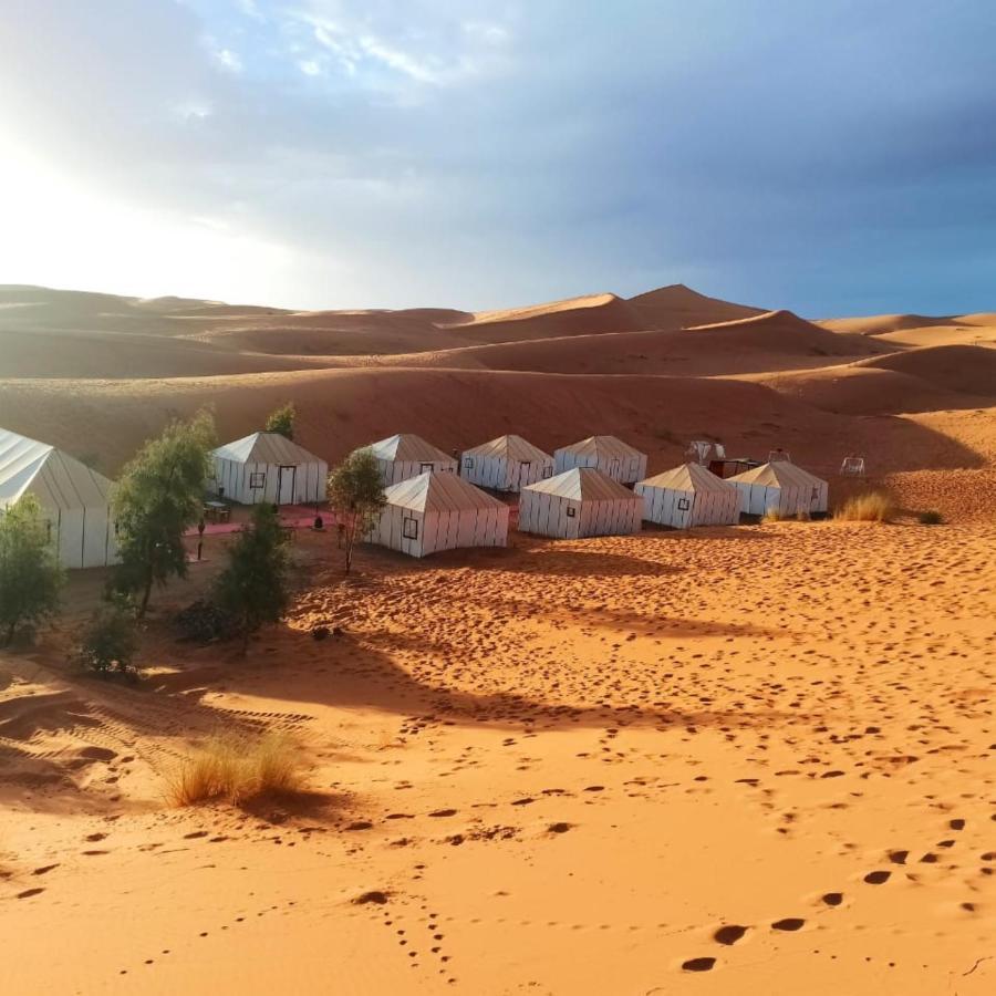 Magic Luxury Camp Hotel Merzouga Buitenkant foto